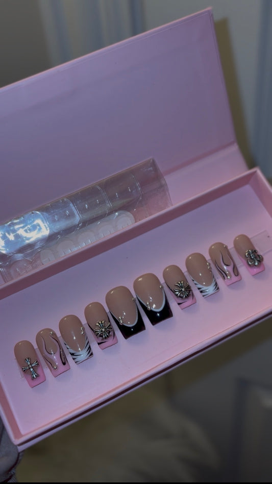 Short freestyle French tip